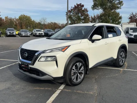 More photos of 2023 Nissan Rogue SV at Auto Boutique Ohio, OH