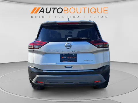 More photos of 2022 Nissan Rogue SV at Auto Boutique Ohio, OH