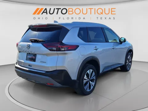 More photos of 2022 Nissan Rogue SV at Auto Boutique Ohio, OH