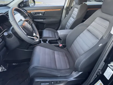 More photos of 2017 Honda CR-V EX at Auto Boutique Ohio, OH