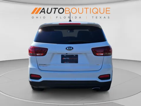 More photos of 2019 Kia Sorento LX V6 at Auto Boutique Ohio, OH