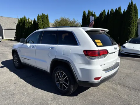 Photos of 2022 Jeep Grand Cherokee WK Limited for sale in Columbus, OH at Auto Boutique Ohio