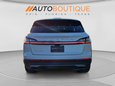 More photos of 2021 Lincoln Nautilus Reserve at Auto Boutique Ohio, OH