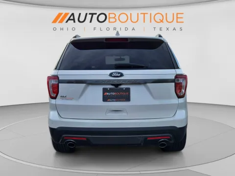 More photos of 2017 Ford Explorer XLT at Auto Boutique Ohio, OH