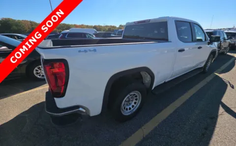 More photos of 2022 GMC Sierra 1500 Limited Pro at Auto Boutique Ohio, OH