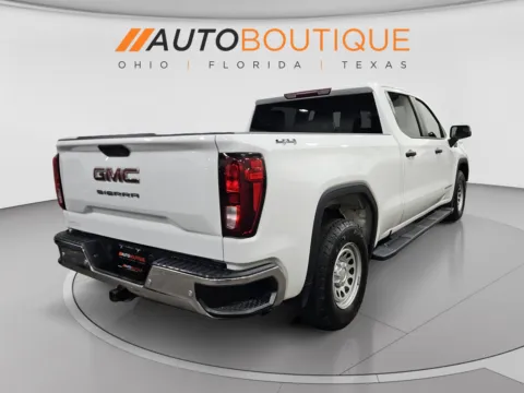 More photos of 2022 GMC Sierra 1500 Limited Pro at Auto Boutique Ohio, OH