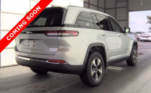 More photos of 2023 Jeep Grand Cherokee 4xe at Auto Boutique Ohio, OH
