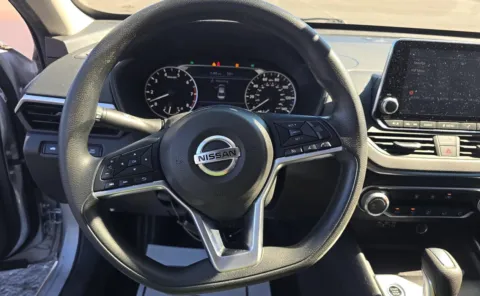 More photos of 2019 Nissan Altima 2.5 S at Auto Boutique Ohio, OH