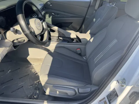 More photos of 2024 Hyundai Elantra SEL at Auto Boutique Ohio, OH