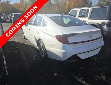 More photos of 2021 Hyundai Sonata SEL at Auto Boutique Ohio, OH