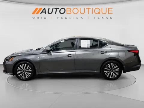 Photos of 2024 Nissan Altima 2.5 SV for sale in Columbus, OH at Auto Boutique Ohio