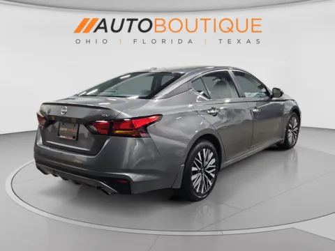 More photos of 2024 Nissan Altima 2.5 SV at Auto Boutique Ohio, OH