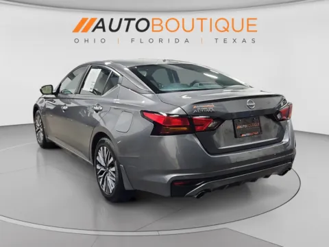Another view of 2024 Nissan Altima 2.5 SV for sale in Columbus, OH at Auto Boutique Ohio