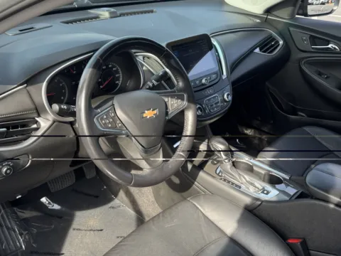 More photos of 2022 Chevrolet Malibu LT at Auto Boutique Ohio, OH