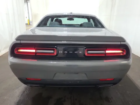 More photos of 2018 Dodge Challenger R/T at Auto Boutique Ohio, OH