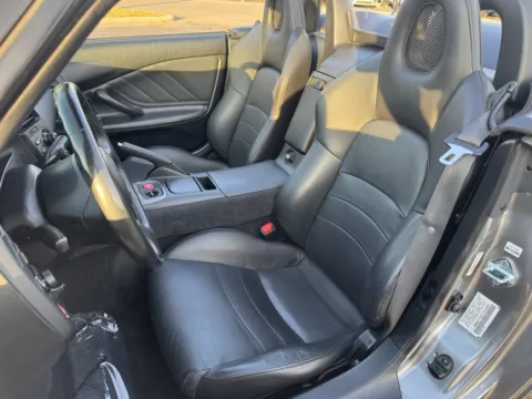 More photos of 2000 Honda S2000 at Auto Boutique Ohio, OH