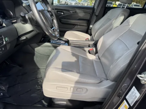 More photos of 2020 Honda Passport Elite at Auto Boutique Ohio, OH