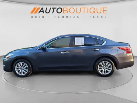 Photos of 2013 Nissan Altima 2.5 S for sale in Columbus, OH at Auto Boutique Ohio