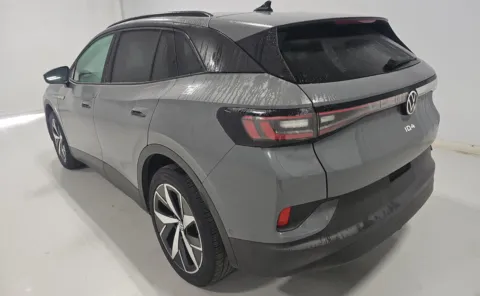 More photos of 2023 Volkswagen ID.4 Pro S at Auto Boutique Ohio, OH