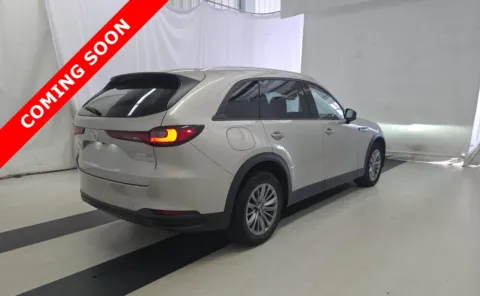 More photos of 2024 Mazda CX-90 PHEV Preferred at Auto Boutique Ohio, OH