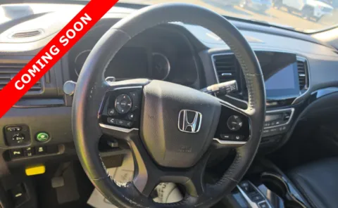 More photos of 2022 Honda Pilot Touring 8-Passenger at Auto Boutique Ohio, OH