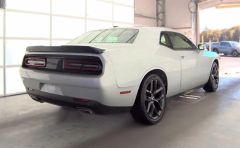 More photos of 2020 Dodge Challenger SXT at Auto Boutique Ohio, OH