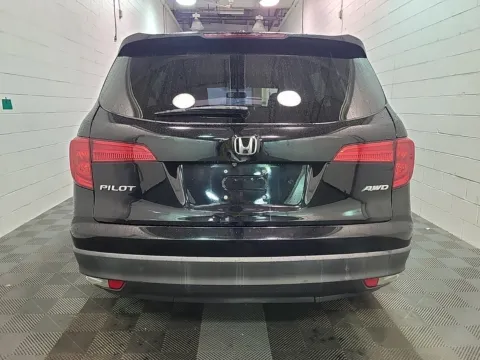 More photos of 2016 Honda Pilot EX-L at Auto Boutique Ohio, OH