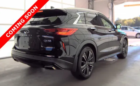 More photos of 2021 INFINITI QX50 LUXE at Auto Boutique Ohio, OH