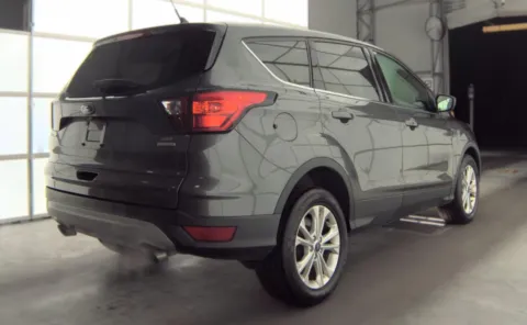 More photos of 2019 Ford Escape SE at Auto Boutique Ohio, OH
