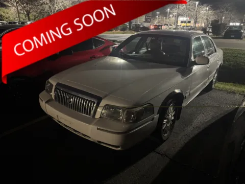 White 2011 Mercury Grand Marquis LS for sale in Columbus, OH