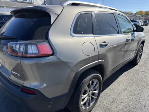 Photos of 2020 Jeep Grand Cherokee Laredo for sale in Columbus, OH at Auto Boutique Ohio