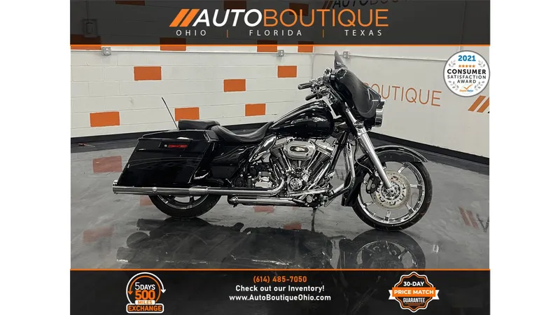2012 HARLE DAVIDSON STREET GLIDE CVO FLHXSE3 for sale in Columbus, OH
