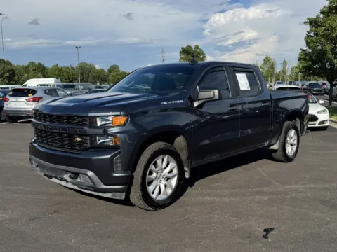 More photos of 2021 Chevrolet Silverado 1500 Custom at Auto Boutique Ohio, OH