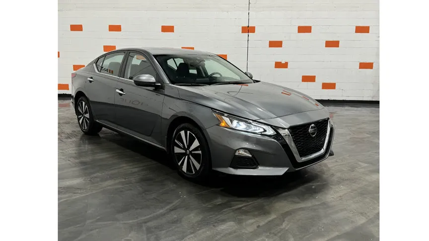 2021 Nissan Altima 2.5 SV for sale in Columbus, OH