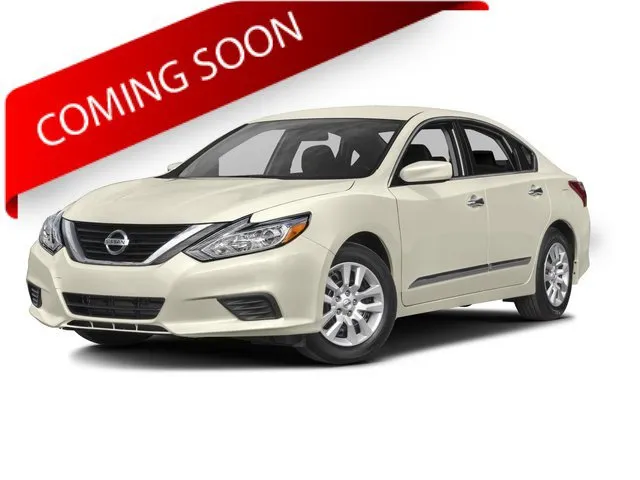 2016 Nissan Altima S's photo