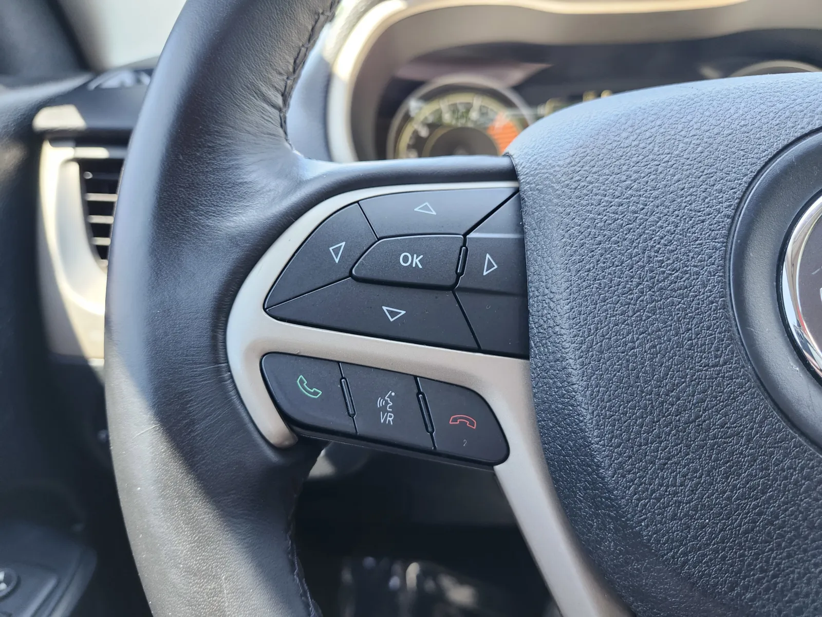 2016 Jeep Cherokee Latitude - Photo 34
