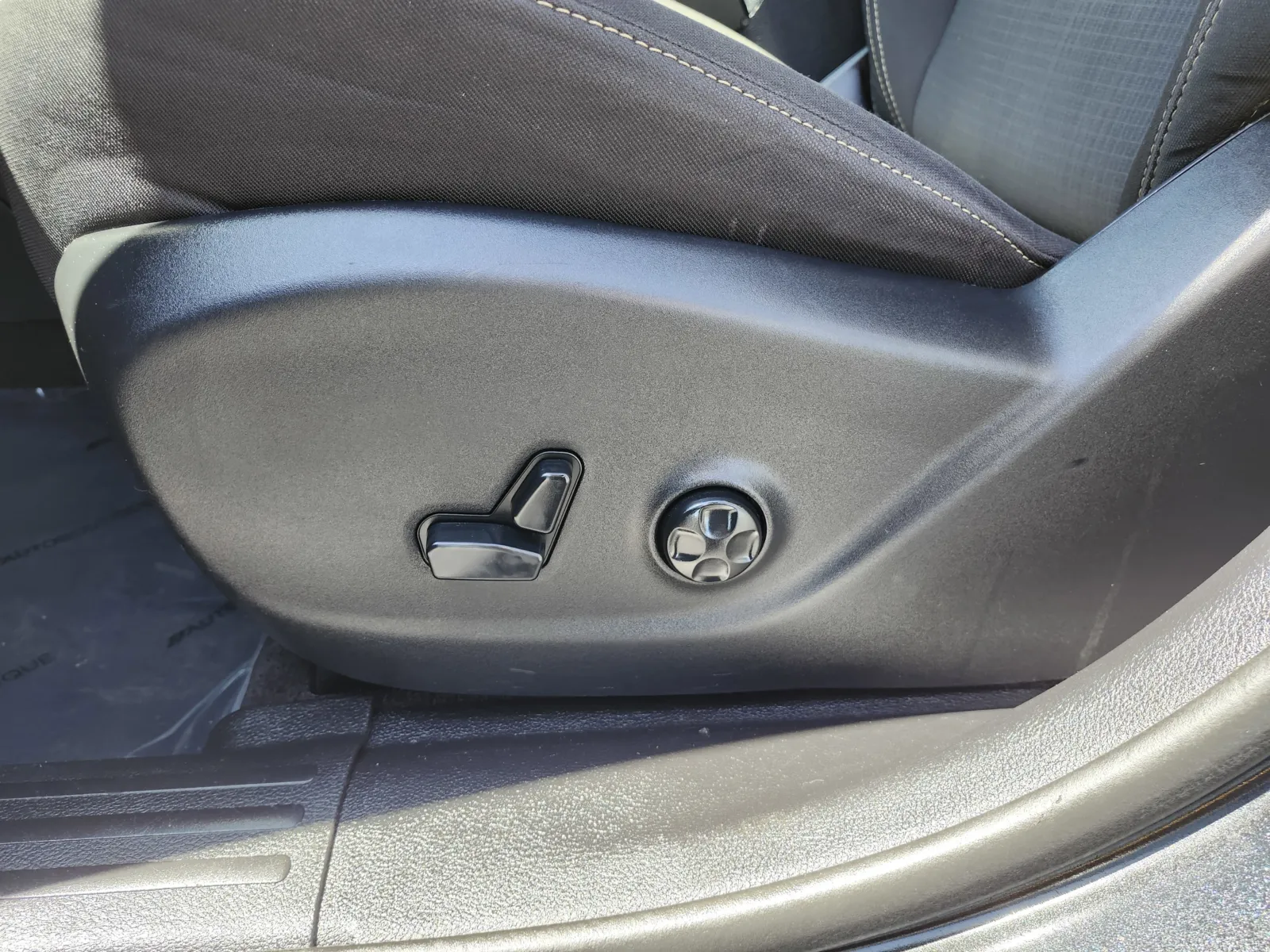 2016 Jeep Cherokee Latitude - Photo 25