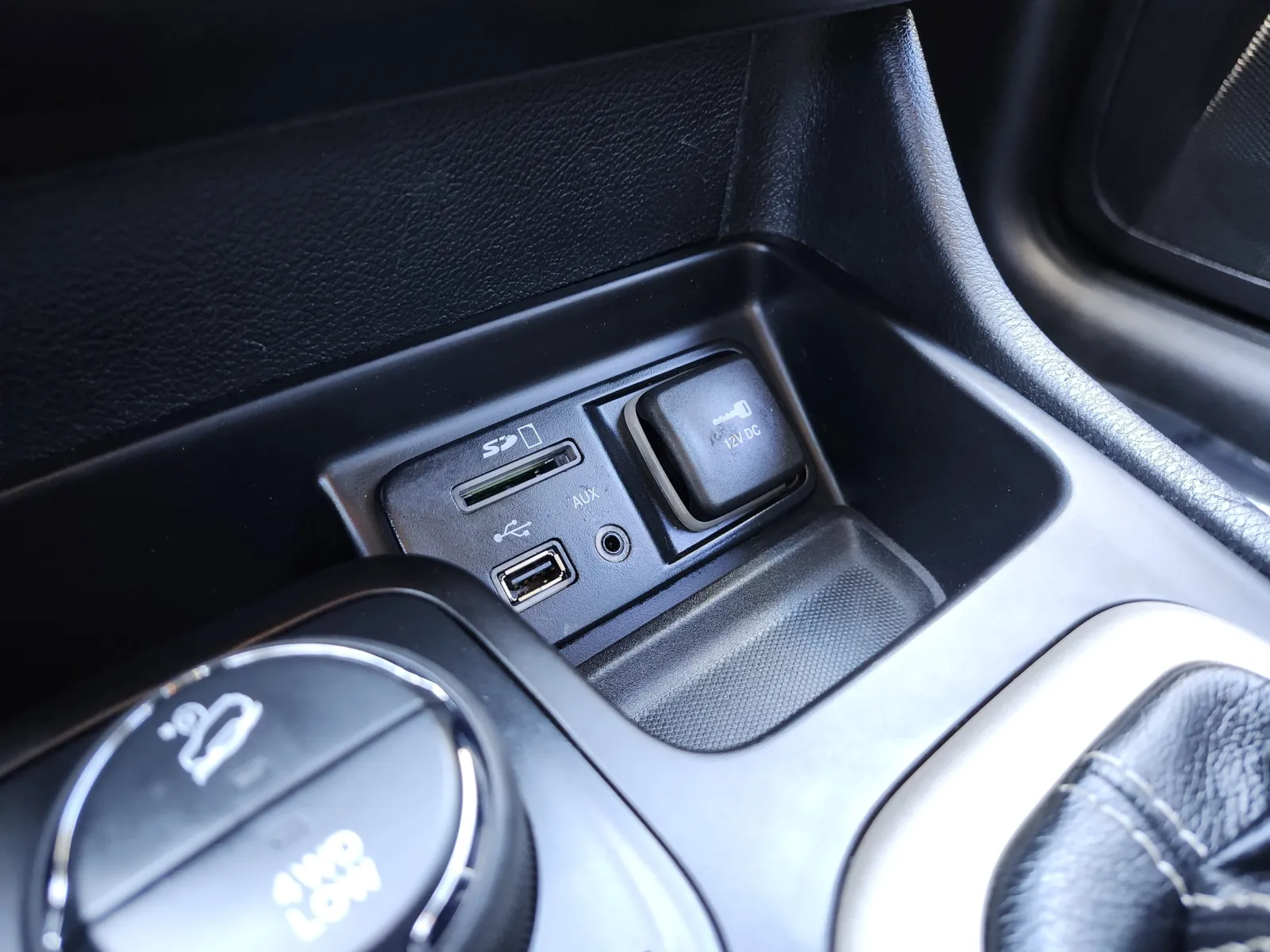 2016 Jeep Cherokee Latitude - Photo 9