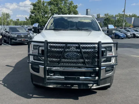 Another view of 2022 Ford Super Duty F-250 SRW LARIAT for sale in Columbus, OH at Auto Boutique Ohio