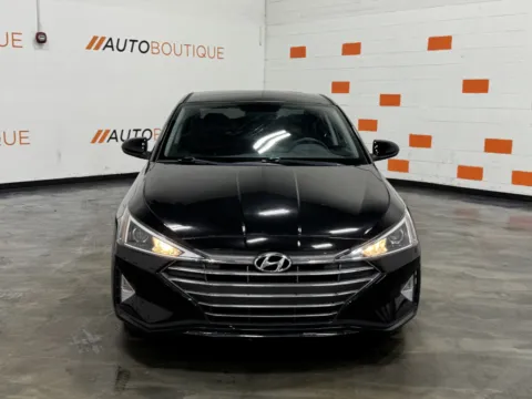 Another view of 2019 Hyundai Elantra SE for sale in Columbus, OH at Auto Boutique Ohio