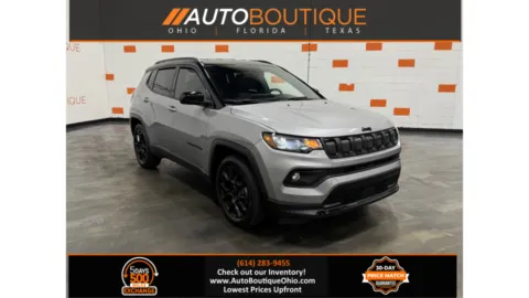 Silver 2022 Jeep Compass Altitude for sale in Columbus, OH