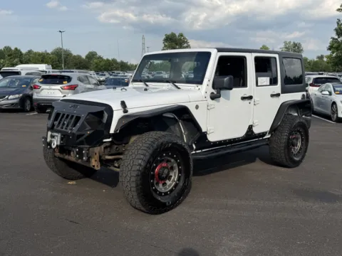 More photos of 2018 Jeep Wrangler JK Unlimited Sport S at Auto Boutique Ohio, OH