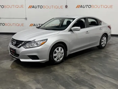 More photos of 2018 Nissan Altima 2.5 S at Auto Boutique Ohio, OH