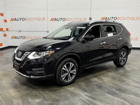 More photos of 2019 Nissan Rogue SV at Auto Boutique Ohio, OH