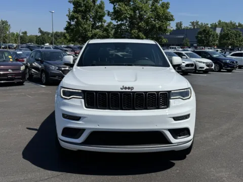 Another view of 2018 Jeep Grand Cherokee High Altitude for sale in Columbus, OH at Auto Boutique Ohio