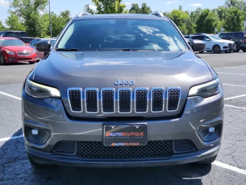 Another view of 2019 Jeep Cherokee Latitude Plus for sale in Columbus, OH at Auto Boutique Ohio
