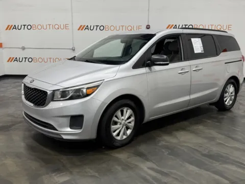 More photos of 2016 Kia Sedona LX at Auto Boutique Ohio, OH