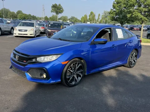 More photos of 2017 Honda Civic Sedan Si at Auto Boutique Ohio, OH