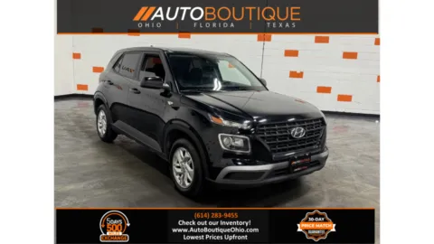 Black 2021 Hyundai Venue SE for sale in Columbus, OH