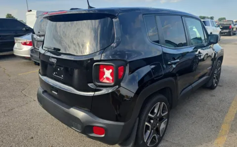 More photos of 2020 Jeep Renegade Jeepster at Auto Boutique Ohio, OH